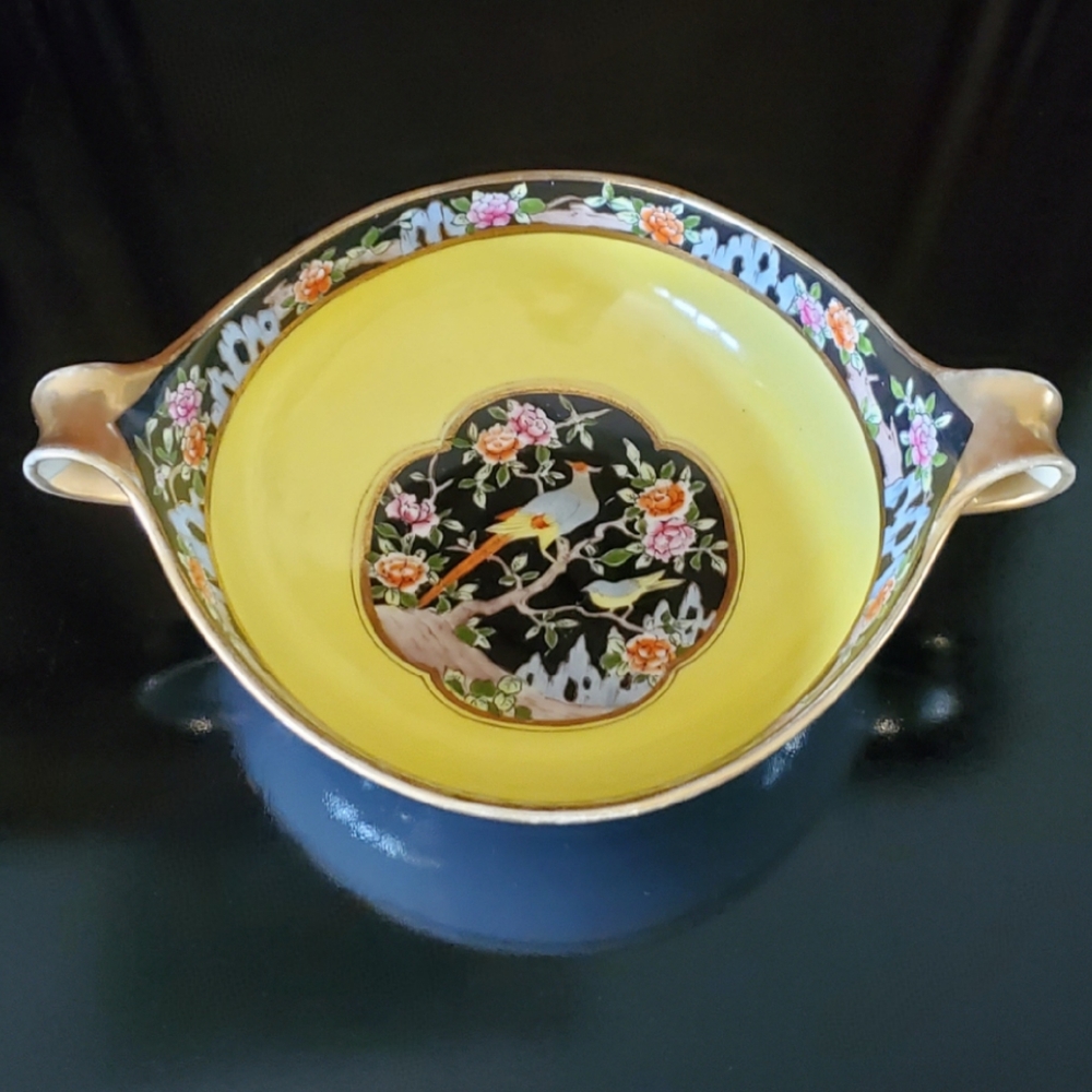 Vntg Nippon (Japan) Yellow & Black Handpainted 2 Handle Gold Accents & Trim Bowl